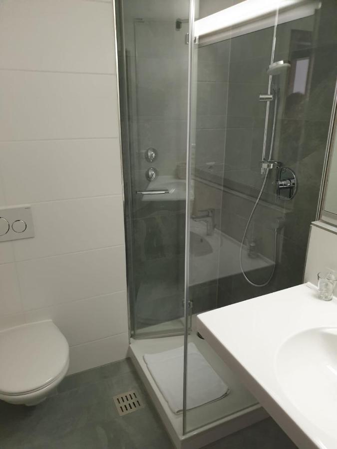 Hotel Muenzmay Stuttgart Bilik gambar